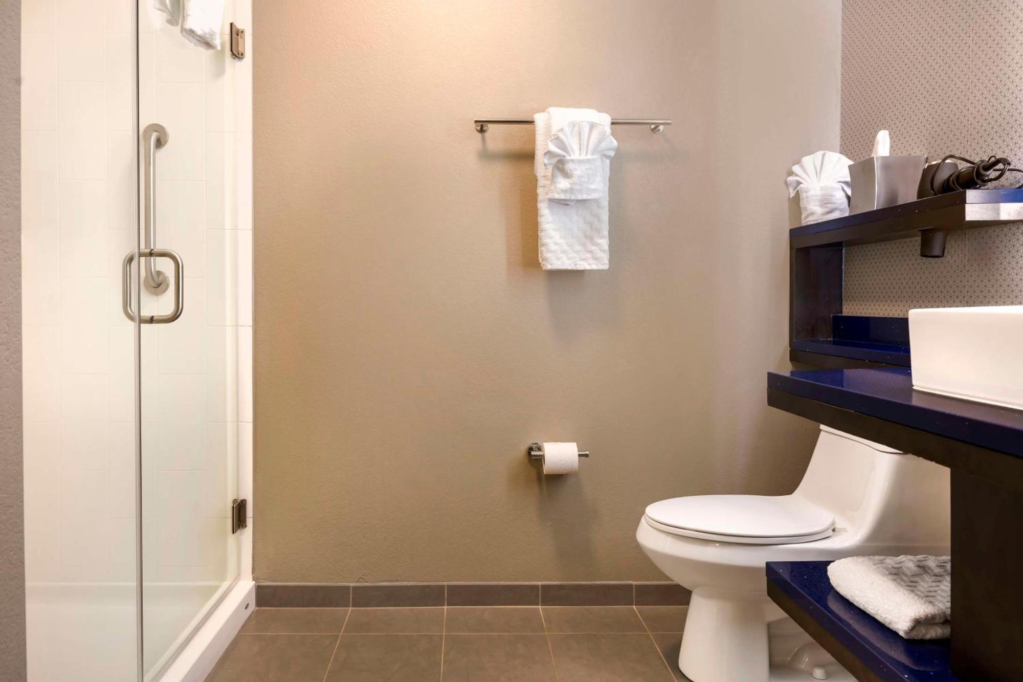 Glo Hotel Asheville-Blue Ridge Parkway Екстер'єр фото
