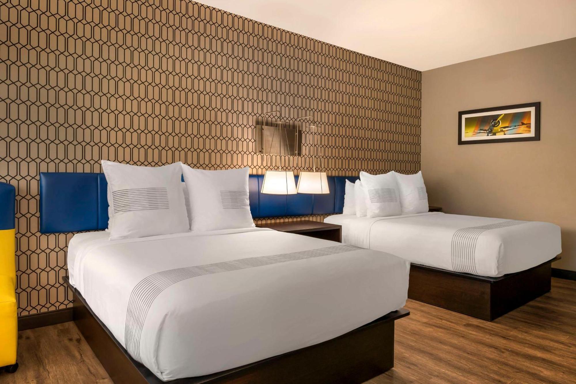 Glo Hotel Asheville-Blue Ridge Parkway Екстер'єр фото