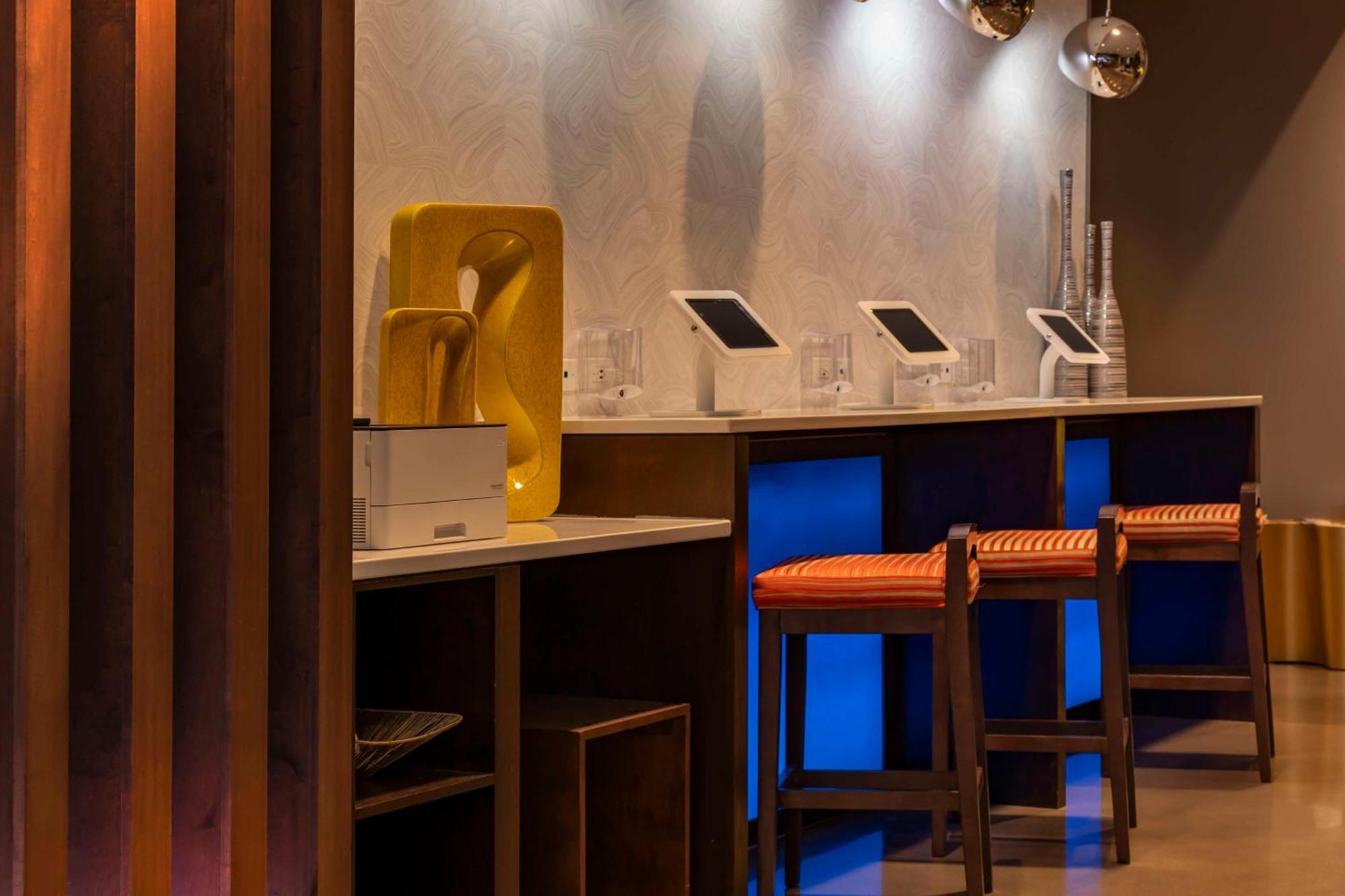 Glo Hotel Asheville-Blue Ridge Parkway Екстер'єр фото