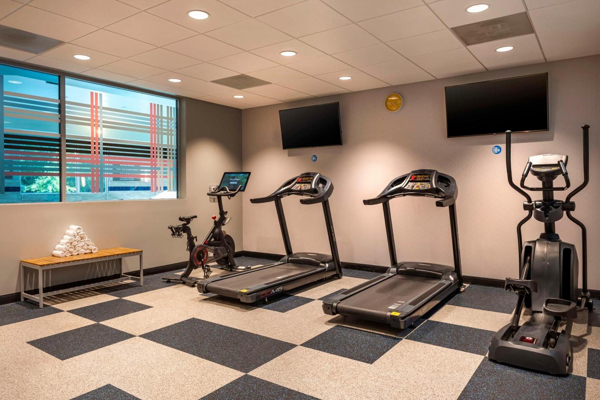 Glo Hotel Asheville-Blue Ridge Parkway Екстер'єр фото